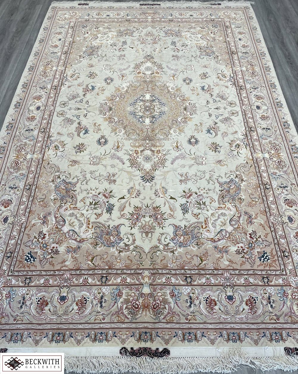 Tabriz 7'0" x 10'0"