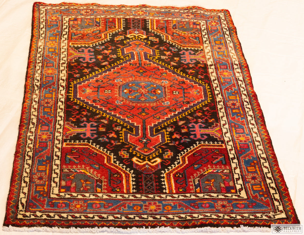Hamadam 2'8" x 4'0"