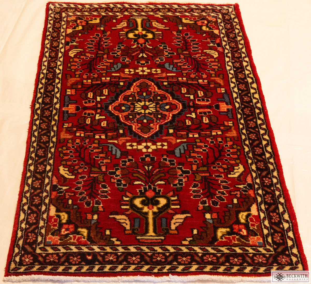 Hamadam 2'4" x 4'2"