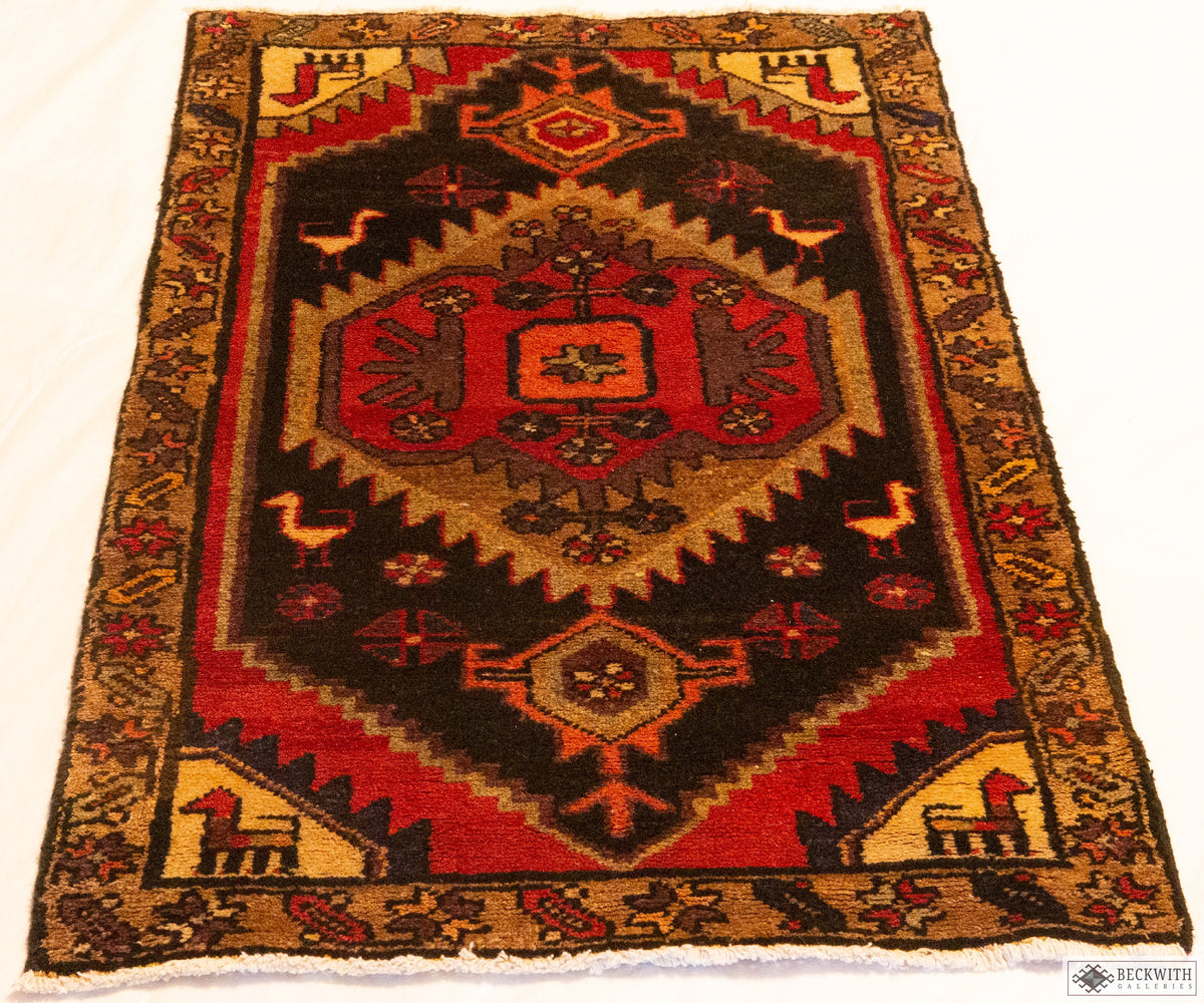 Hamadam 2'4" x 3'10"