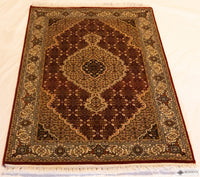 Indo Mahi 2'7" x 4'4"