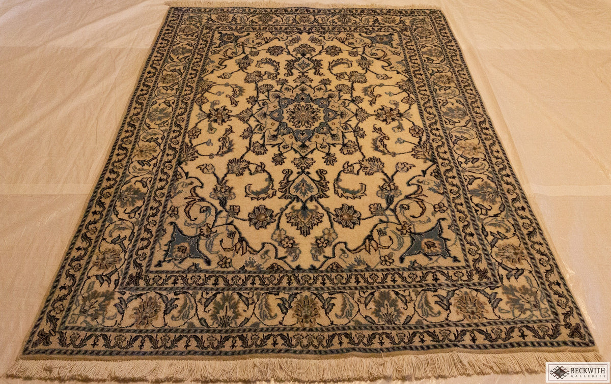 Nain 49 X 65 Rug