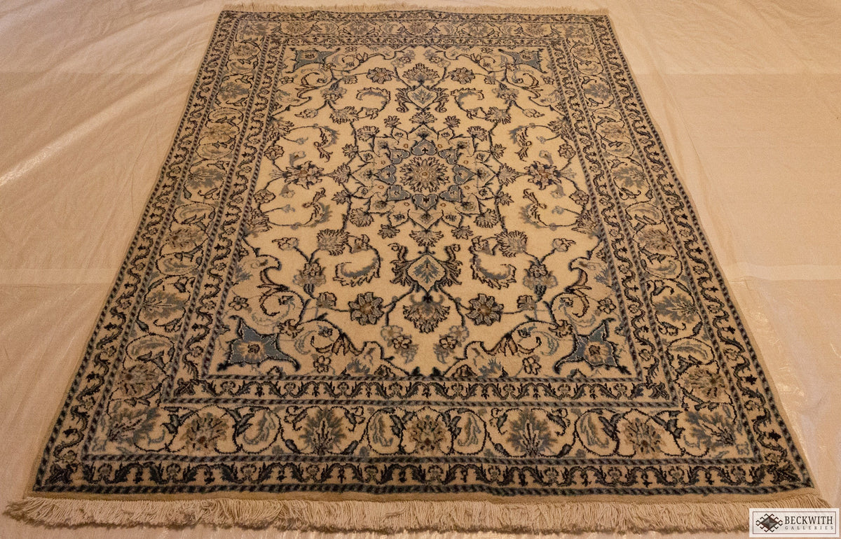 Nain 49 X 65 Rug