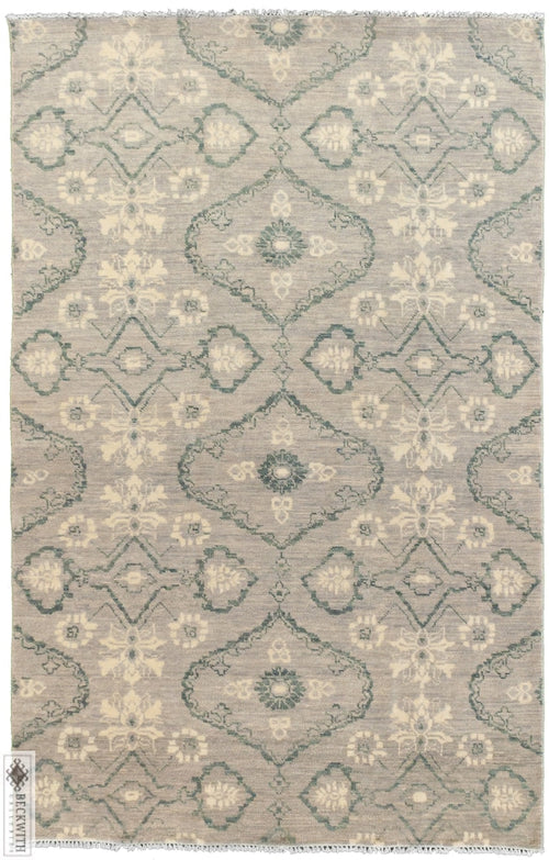 Ganga Collection Beige 6 X 9 Rug