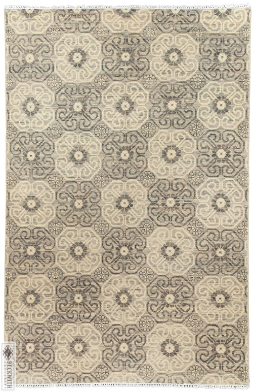 Ganga Collection Grey 6 X 9 Rug