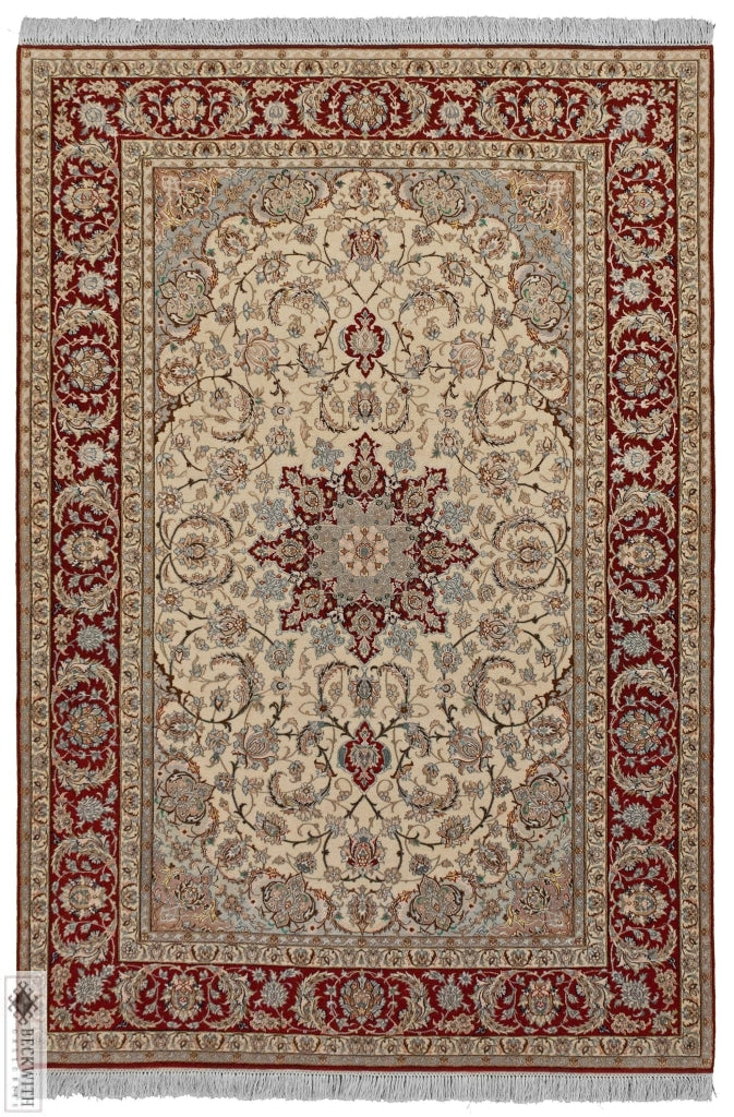 Isfahan Ivory 5X8 Rug