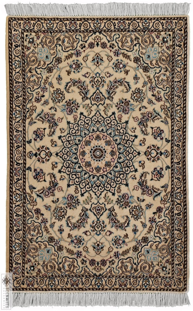 Nain Ivory 3X5 Rug