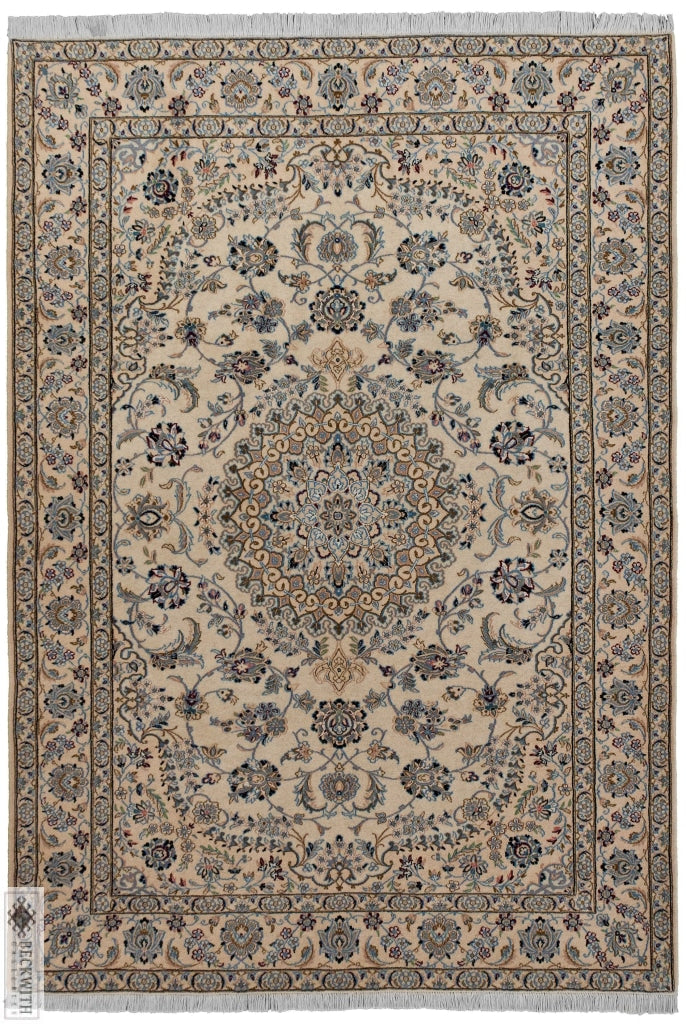 Nain Ivory 5X7 Rug