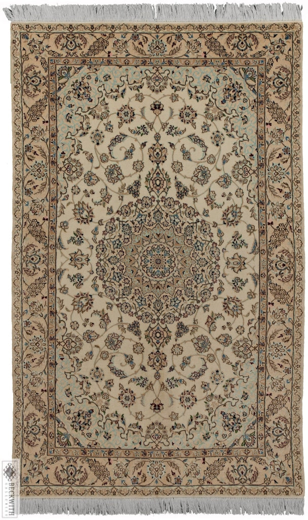 Nain Ivory 5X7 Rug