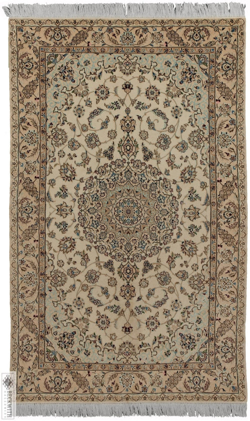 Nain Ivory 5X7 Rug