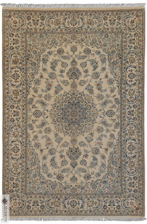 Nain Ivory 7X10 Rug