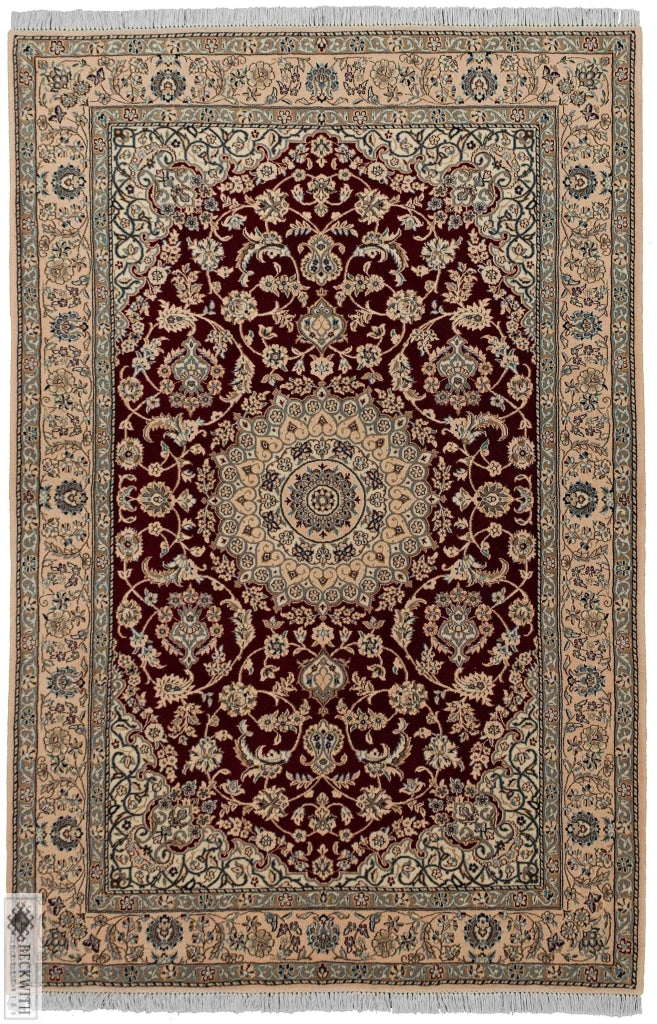 Nain Red 5X8 Rug