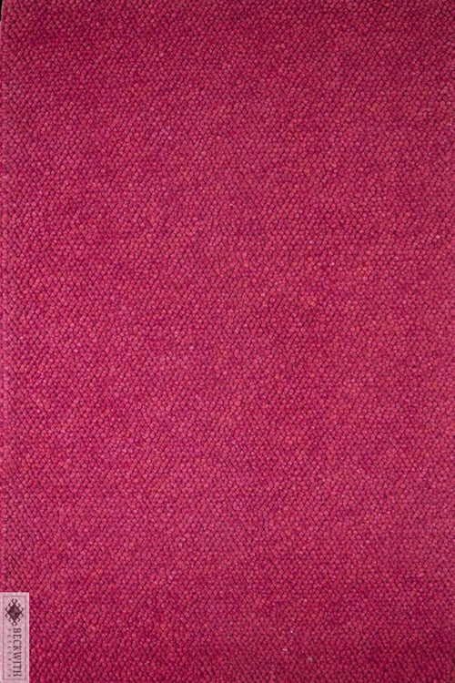 Natural Collection Red 5X8 Rug