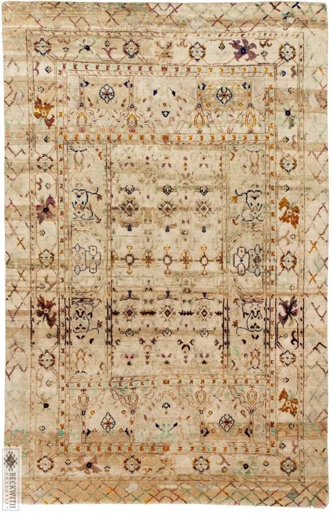 Sari Silk Collection Ivory 6X9 Rug