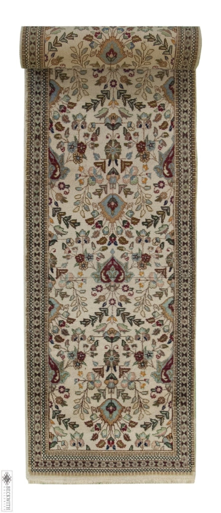Tabriz Runner Ivory 26X123 Rug