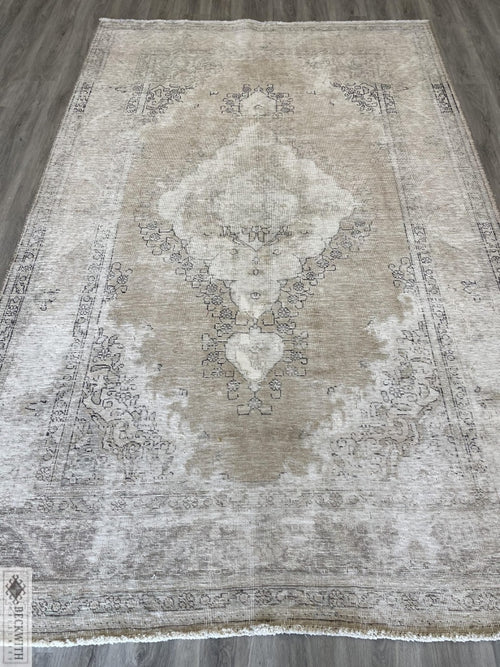 Vintage - 97 X 63 Rug