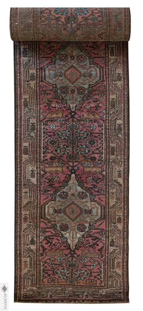 Vintage Mahal Runner Rose 28X16 Rug