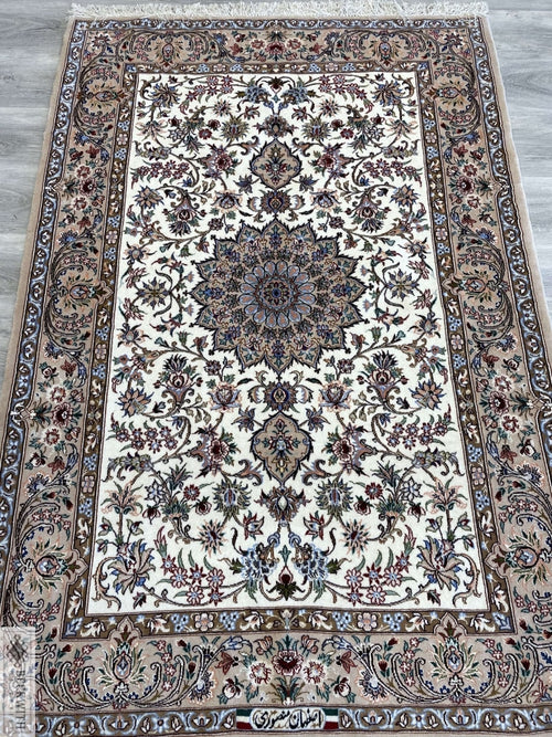 Isfahan 53 X 37 Rug