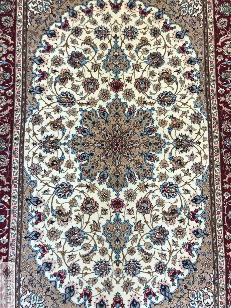 Isfahan 67 X 44 Rug