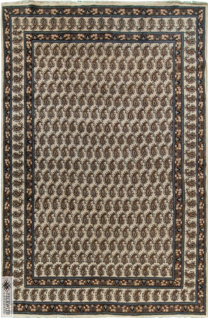 Vintage Moud Ivory 7X10 Rug
